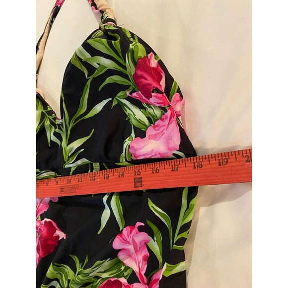 White Stag Halter Swimsuit Womens One Piece Size 3X 22W to 24W Pool Swimwear - Picture 9 of 10